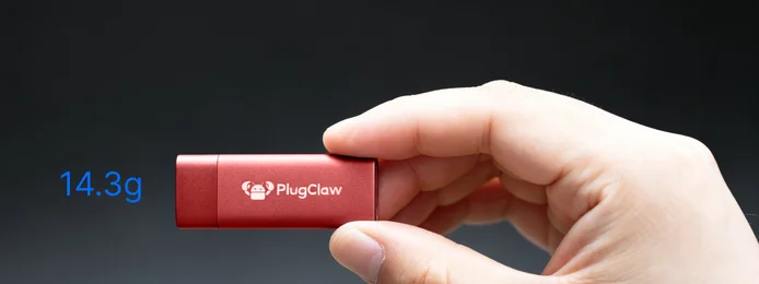 Illustration éditoriale — PlugClaw commence ses livraisons avec OpenClaw isolé sur une clé USB-C